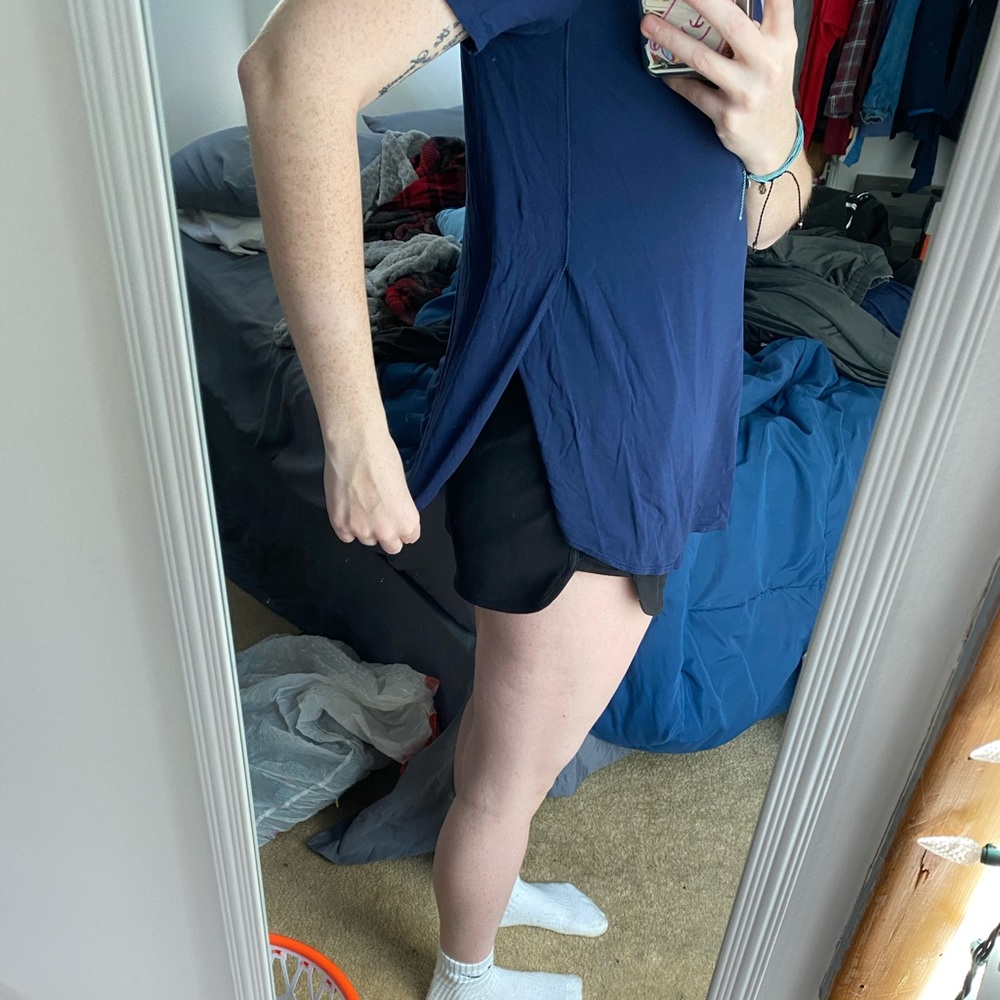 Woman’s Flowy Shirt